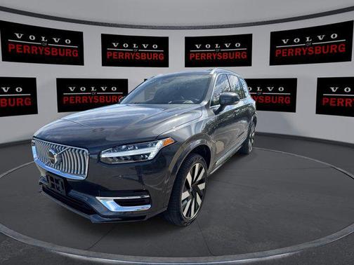 2023 Volvo XC90 Recharge Plug-In Hybrid T8 Ultimate Bright Theme 7-Seater