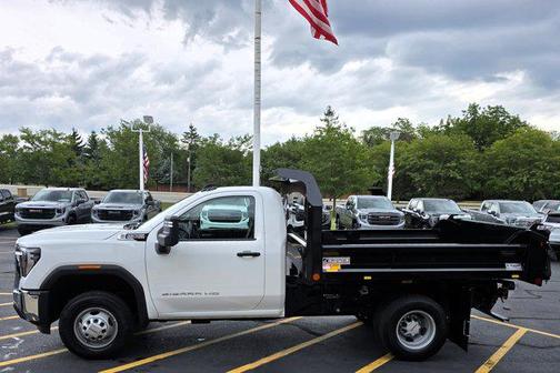 2025 GMC Sierra 3500 Base