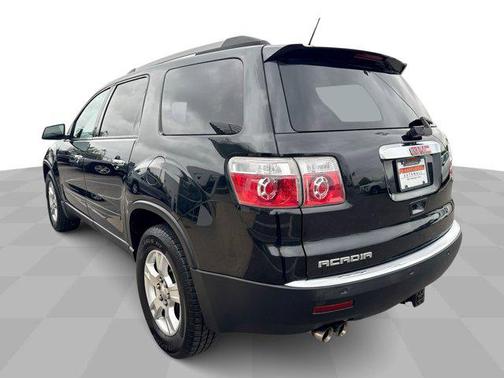 2011 GMC Acadia SLE