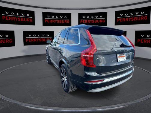 2022 Volvo XC90 T6 Inscription