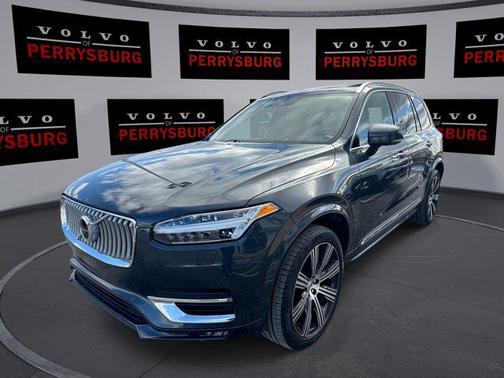 2022 Volvo XC90 T6 Inscription