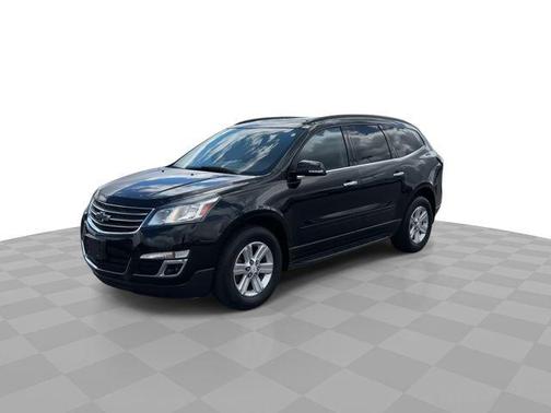 Mosaic Black Metallic 2017 Chevrolet Traverse 2LT