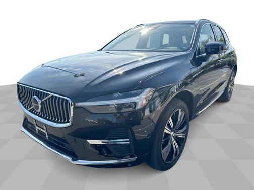 2023 Volvo XC60 Recharge Plug-In Hybrid T8 Plus Bright Theme