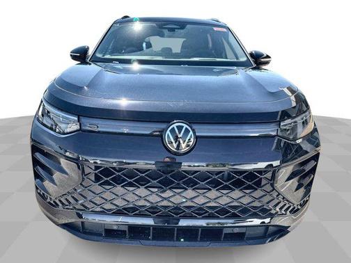 2025 Volkswagen Tiguan 2.0T SE R-Line Black 4MOTION