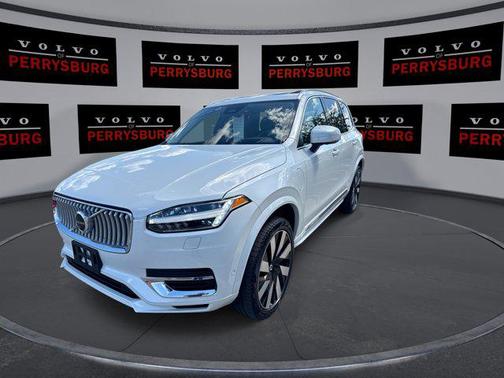 2023 Volvo XC90 Recharge Plug-In Hybrid T8 Ultimate 6-Seater