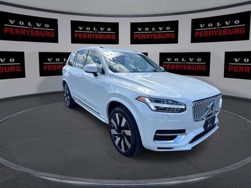 2023 Volvo XC90 Recharge Plug-In Hybrid T8 Ultimate 6-Seater