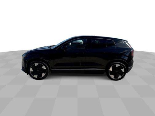 2025 Volvo EX30 Single Motor Extended Range Ultra