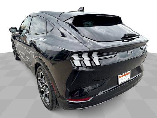 2022 Ford Mustang Mach-E GT