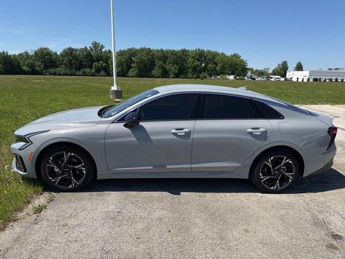 Wolf Gray 2025 Kia K5 GT-Line