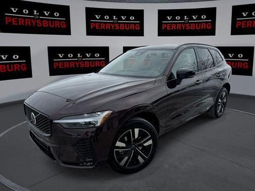 Mulberry Metallic 2026 Volvo XC60 B5 Plus