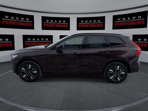 Mulberry Metallic 2026 Volvo XC60 B5 Plus