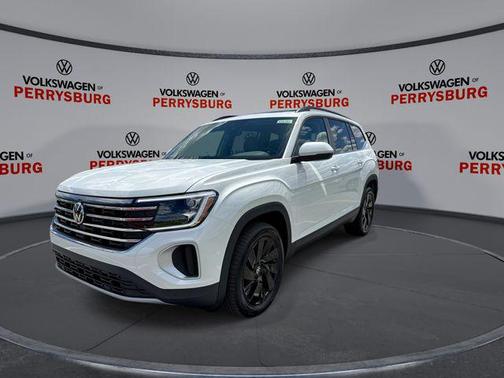 Opal White Pearl 2026 Volkswagen Atlas 2.0T SE w/Technology 4MOTION