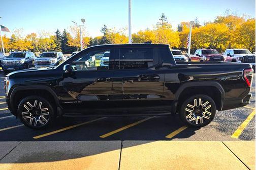Onyx Black 2026 GMC Sierra EV Standard Range Elevation