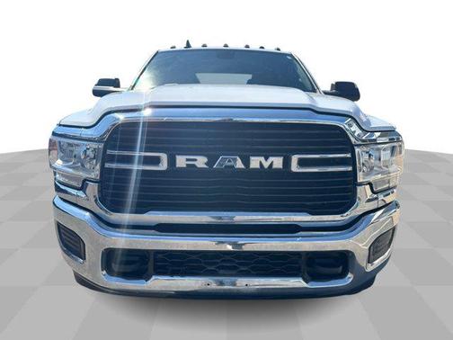 2021 RAM 3500 Big Horn Crew Cab 4x4 8' Box