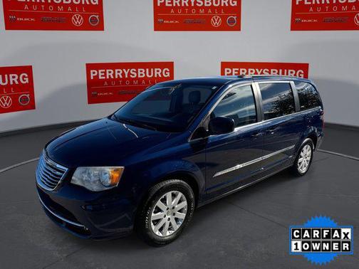2014 Chrysler Town & Country Touring