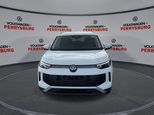 Pure White 2026 Volkswagen Tiguan 2.0T SE 4MOTION