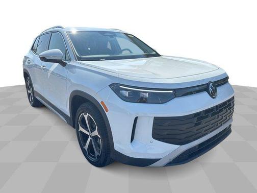 2025 Volkswagen Tiguan 2.0T SE 4MOTION