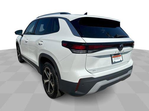 2025 Volkswagen Tiguan 2.0T SE 4MOTION