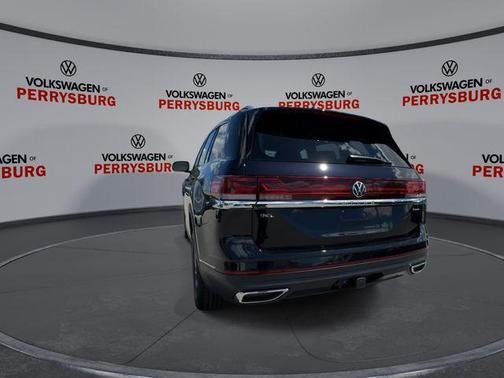 deep black pearl 2026 Volkswagen Atlas 2.0T SEL