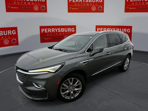 2023 Buick Enclave Essence AWD