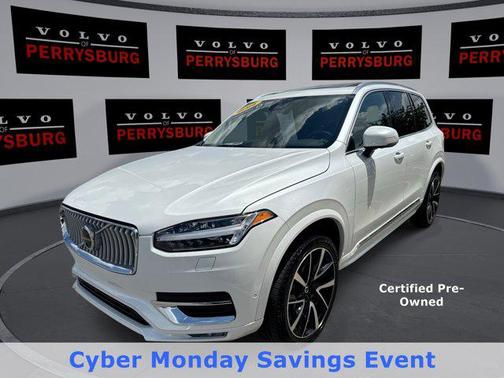 2025 Volvo XC90 B5 Plus