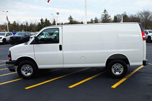 2025 GMC Savana 2500 Work Van