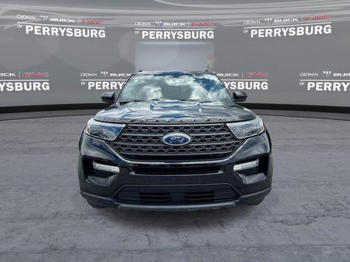 AGATE BLACK METALLIC 2022 Ford Explorer XLT