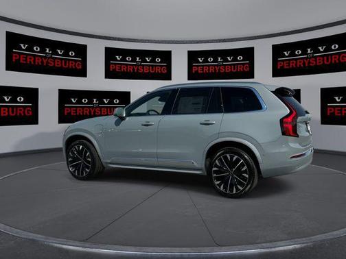 Vapour Grey Metallic 2026 Volvo XC90 Plug-In Hybrid Plus, T8 AWD, Electric/Gasoline, Bright, 7 Seats