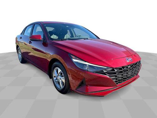 2023 Hyundai ELANTRA SE