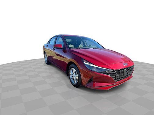 2023 Hyundai ELANTRA SE
