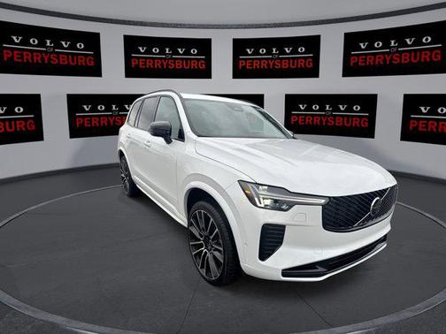 2026 Volvo XC90 B6 Ultra Dark Theme 7-Seater