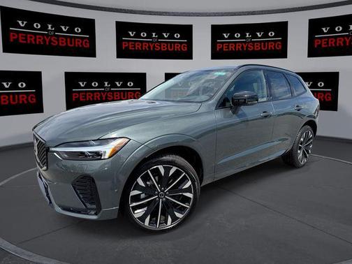 Forest Lake 2026 Volvo XC60 B5 Ultra
