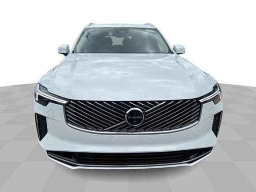 2025 Volvo XC90 Plug-In Hybrid T8 Plus 7-Seater