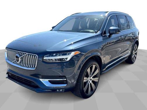 2022 Volvo XC90 T6 Inscription
