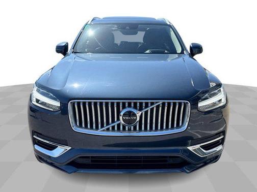2022 Volvo XC90 T6 Inscription
