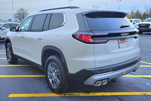 2026 GMC Acadia Elevation FWD