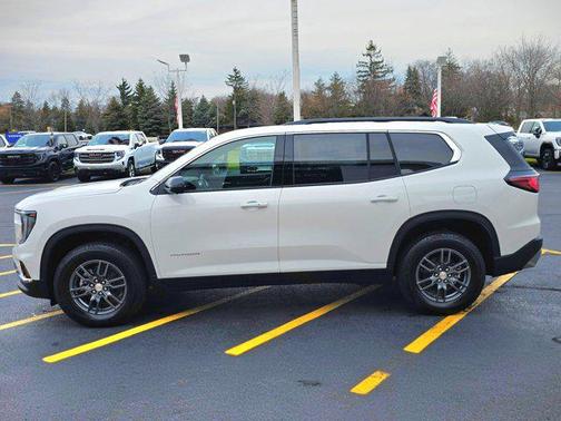 2026 GMC Acadia Elevation FWD