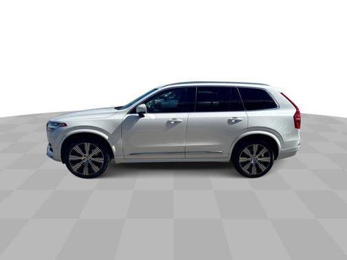 2023 Volvo XC90 B6 Ultimate 6-Seater