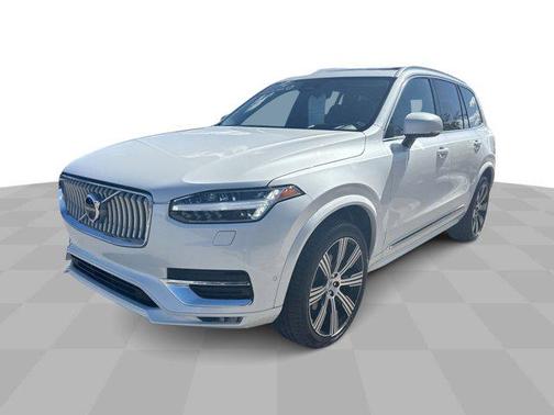 2023 Volvo XC90 B6 Ultimate 6-Seater