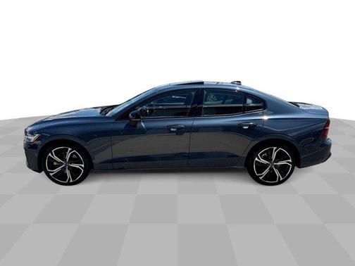 2025 Volvo S60 B5 Core