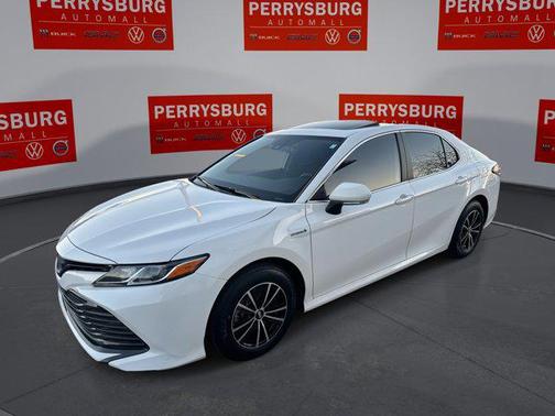 2020 Toyota Camry LE