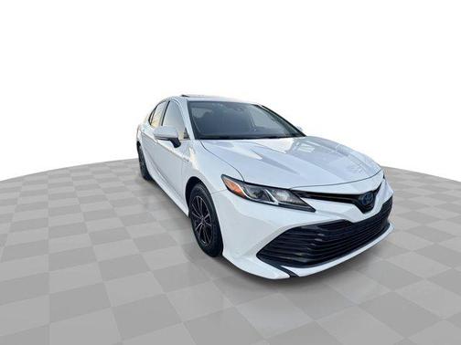 2020 Toyota Camry LE