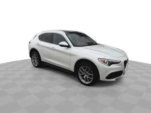 2019 Alfa Romeo Stelvio Ti Lusso