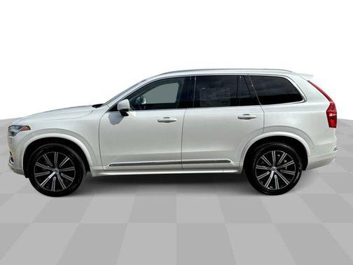 2025 Volvo XC90 Plus
