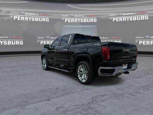 Onyx Black 2023 GMC Sierra 1500 SLT