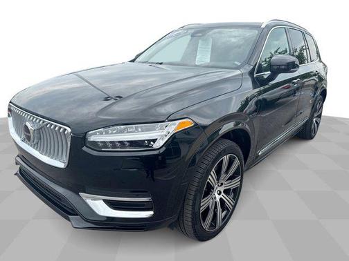 2025 Volvo XC90 Plug-In Hybrid T8 Core 7-Seater