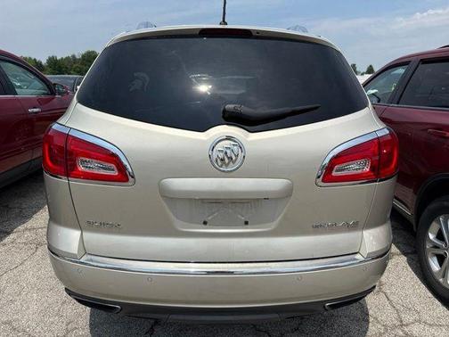 Champagne Silver Metallic 2013 Buick Enclave Leather