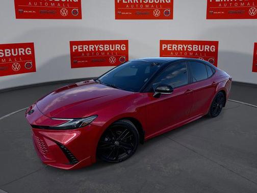 Supersonic Red/Midnight Black Metallic 2025 Toyota Camry XSE