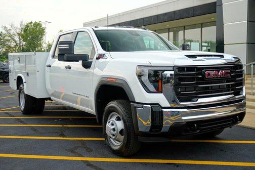 2025 GMC Sierra 3500 Base