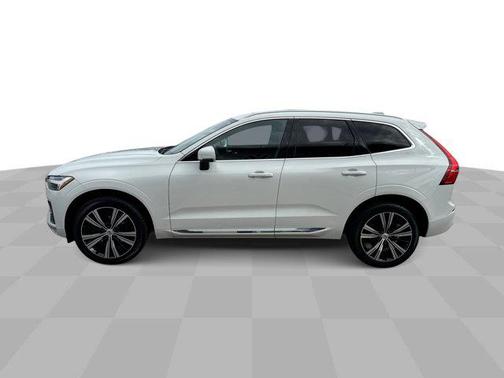 2022 Volvo XC60 B5 Inscription